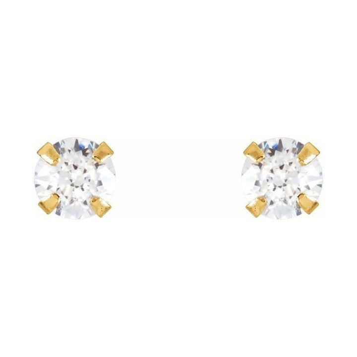 Round 4-Prong Youth Stud Earrings