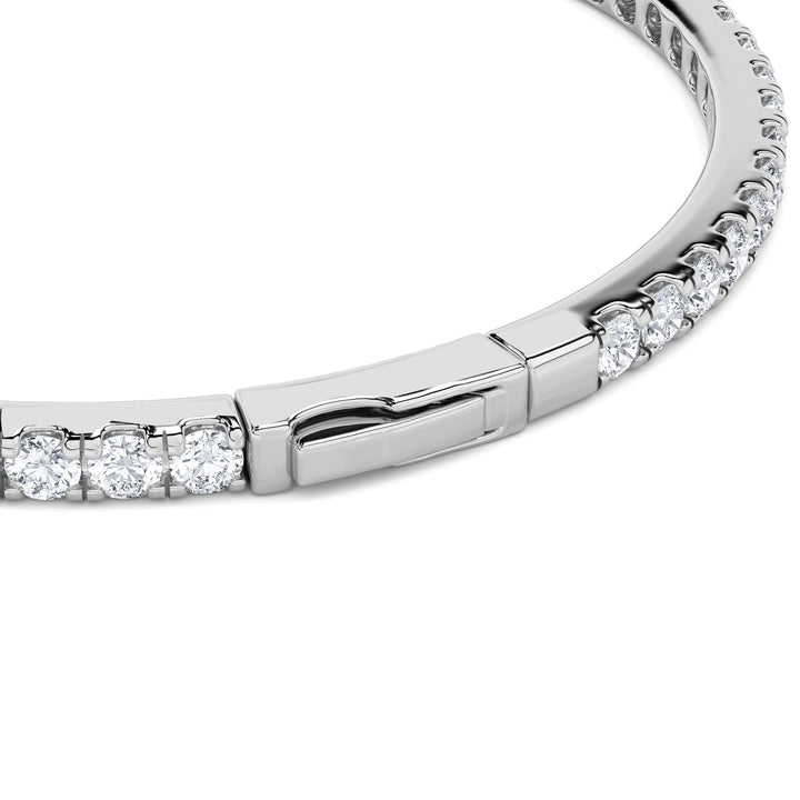 5.5Cttw Round Shaped Lab Grown Diamond (GVS)  Bracelet in 14K Gold
