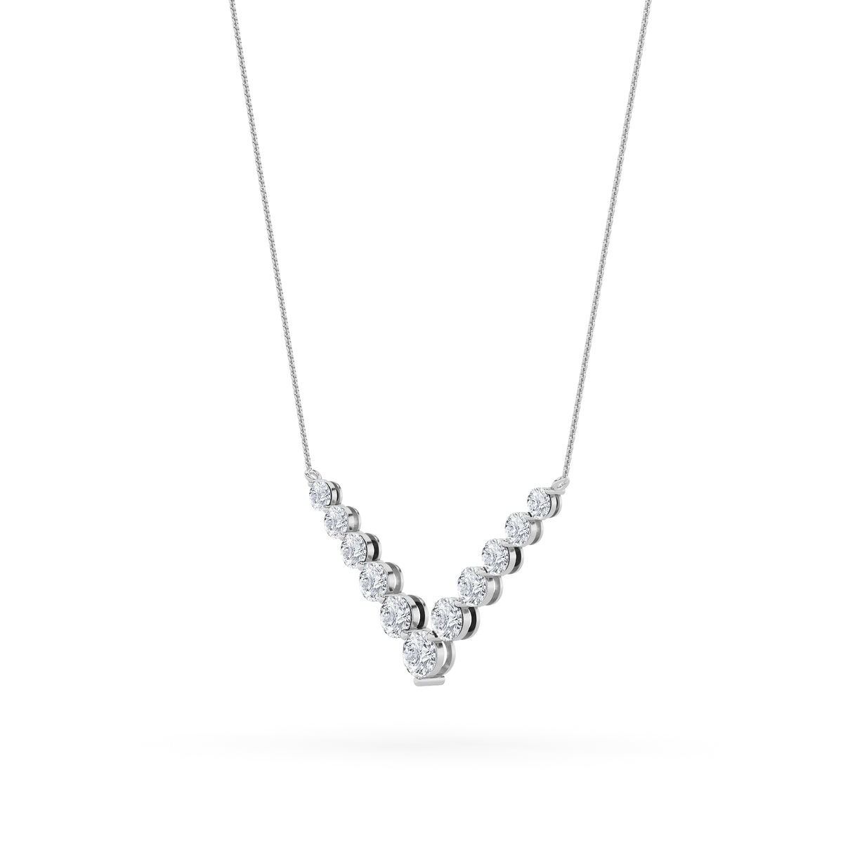 5Cttw Round Shaped Lab Grown Diamond (F/VS) Graduating V Necklace in 14K Gold