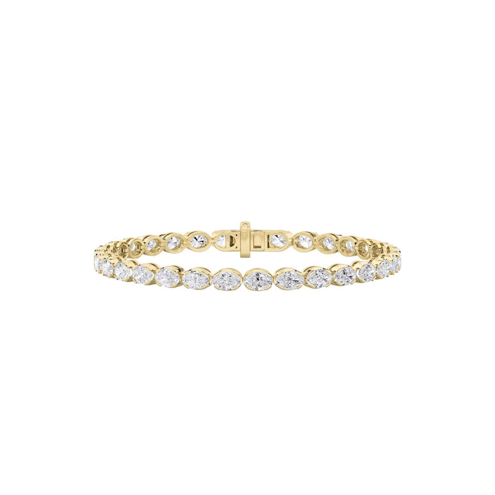 11Cttw Oval Shaped Lab Grown Diamond (F/VS) Bracelet in 14K Gold