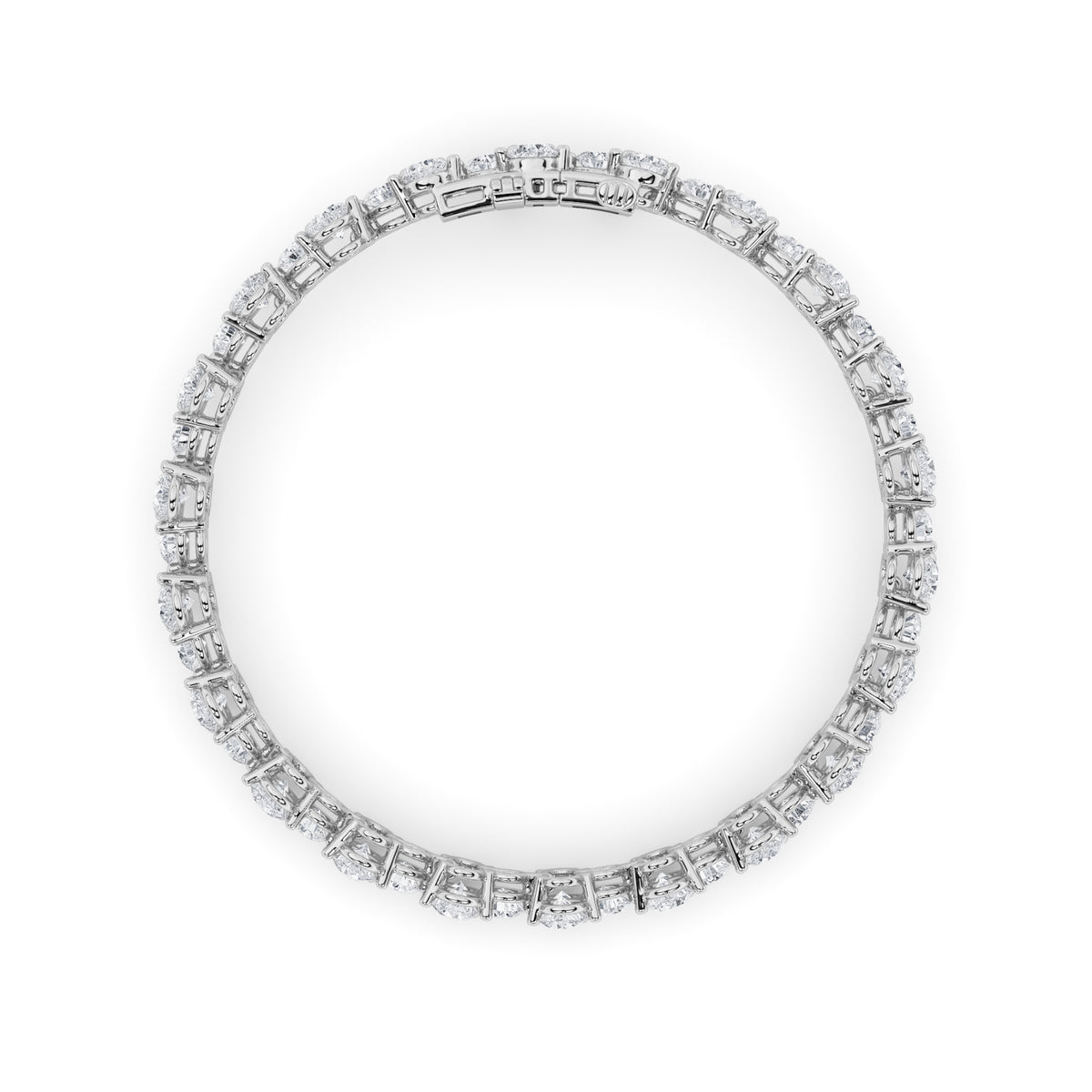 13Cttw Round Shaped Lab Grown Diamond (F/VS) Cluster Bracelet in 14K Gold