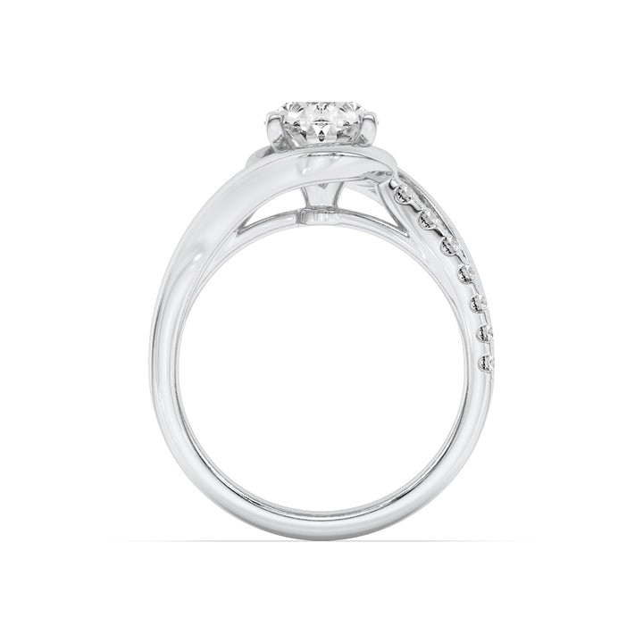 3.5Cttw Oval Shaped Lab Grown Diamond (F/VS) Swirl Shank Accented Engagement RING in 14K Gold