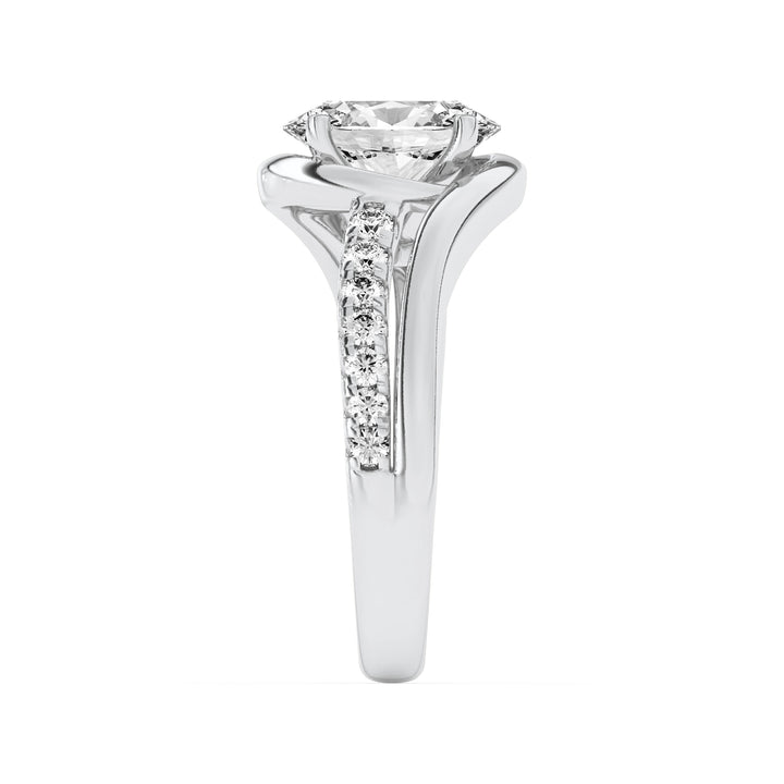 3.5Cttw Oval Shaped Lab Grown Diamond (F/VS) Swirl Shank Accented Engagement RING in 14K Gold