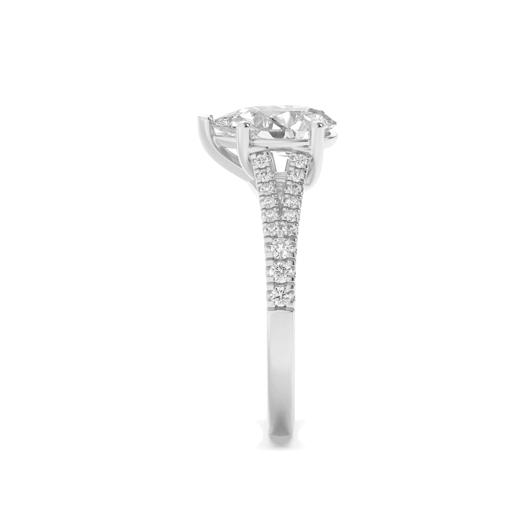 3Cttw Pear Shaped Lab Grown Diamond (F/VS) RING in 14K Gold
