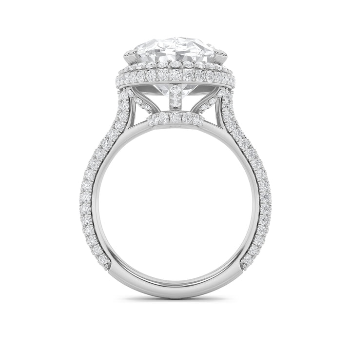 7.5Cttw Oval Shaped Lab Grown Diamond (G/VS) BoldStatement Accented Ring in 14K Gold