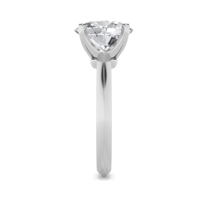 2Cttw Oval Shaped Lab Grown Diamond (F/VS) Knife Edge Shank Solitaire Engagement Ring in 14K Gold