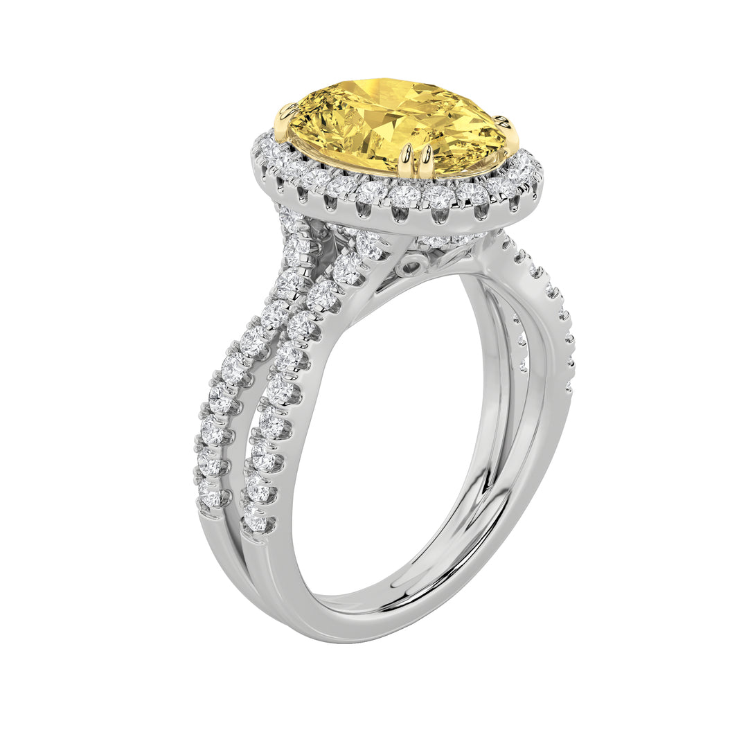 4Cttw Oval Shaped Lab Grown Diamond (F/VS) Split Shank Halo Engagement Ring in 14K Gold