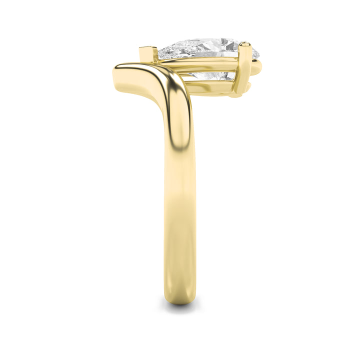 1.5Cttw Pear Shaped Lab Grown Diamond (F/VS) Chevron Solitaire Engagement Ring in 14K Gold