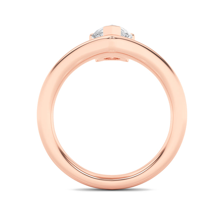 1.5Cttw Pear Shaped Lab Grown Diamond (F/VS) Chevron Solitaire Engagement Ring in 14K Gold