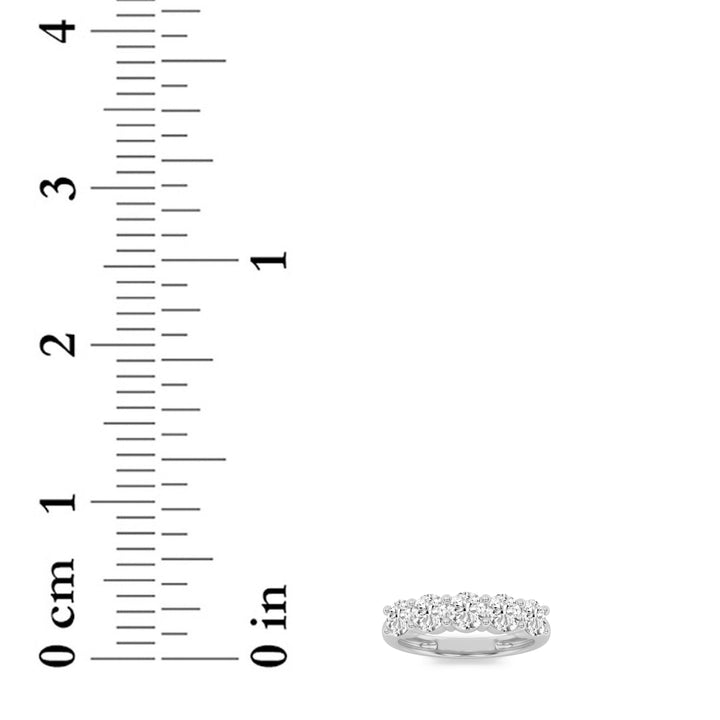 1.5Cttw Round Shaped Lab Grown Diamond (F/VS) Five Stone Band Ring in 14K Gold