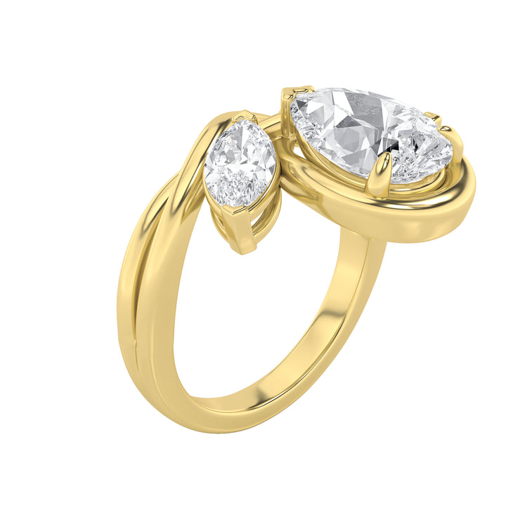 3Cttw Pear Shaped Lab Grown Diamond (F/VS) Knot Ring in 14K Gold