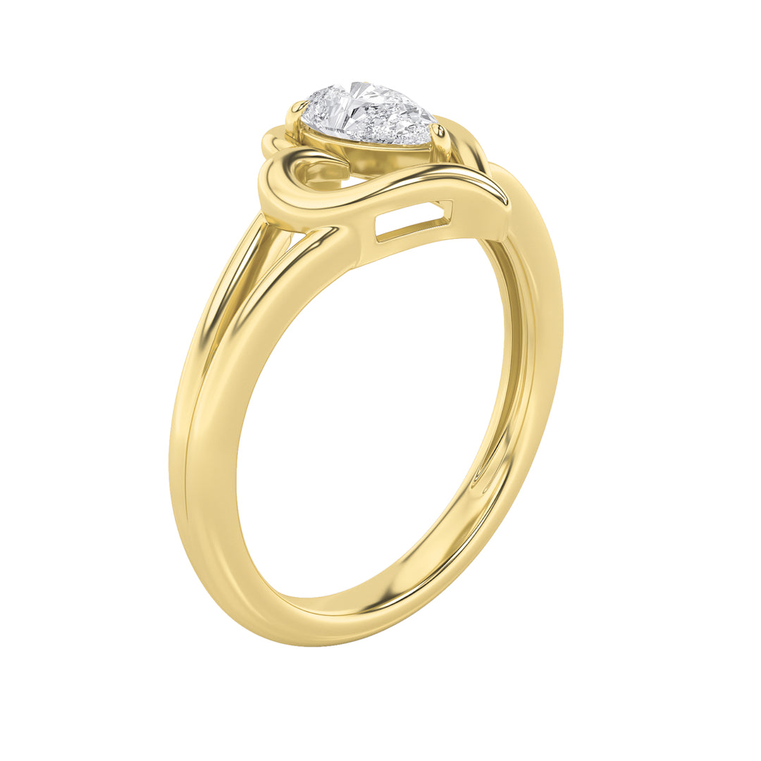 0.5Cttw Pear Shaped Lab Grown Diamond (F/VS) Heart Ring in 14K Yellow Gold