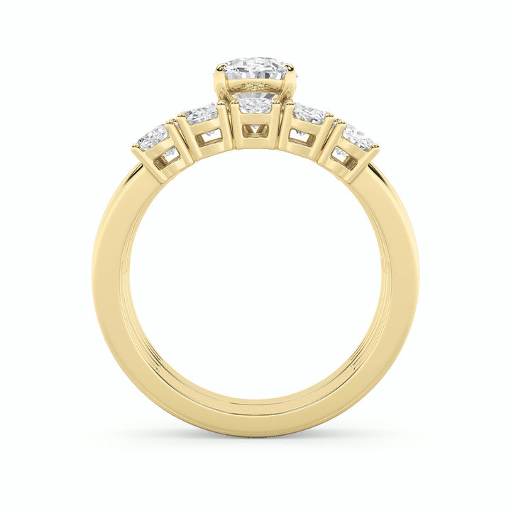 2.5Cttw Oval Shaped Lab Grown Diamond (G/VS) Bridal Set with Matching Band and  Ring in 14K Gold